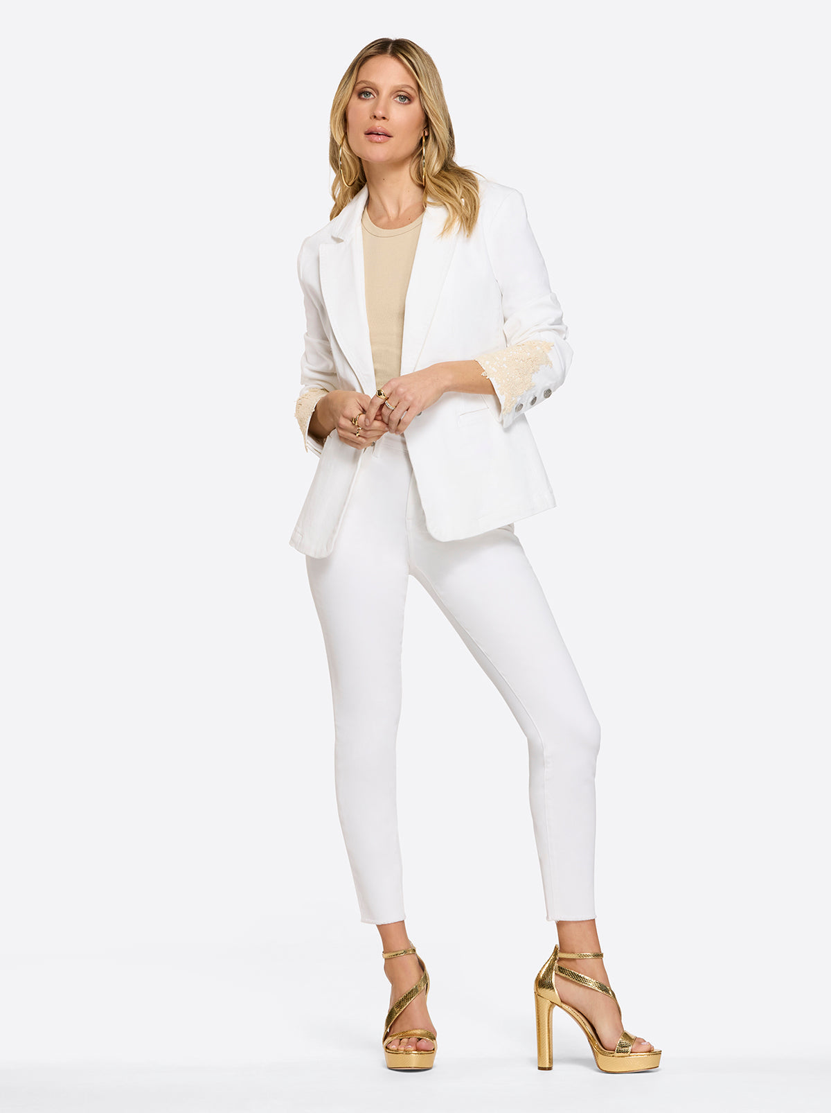 Fitted Blazer in White - Jessica Simpson Women