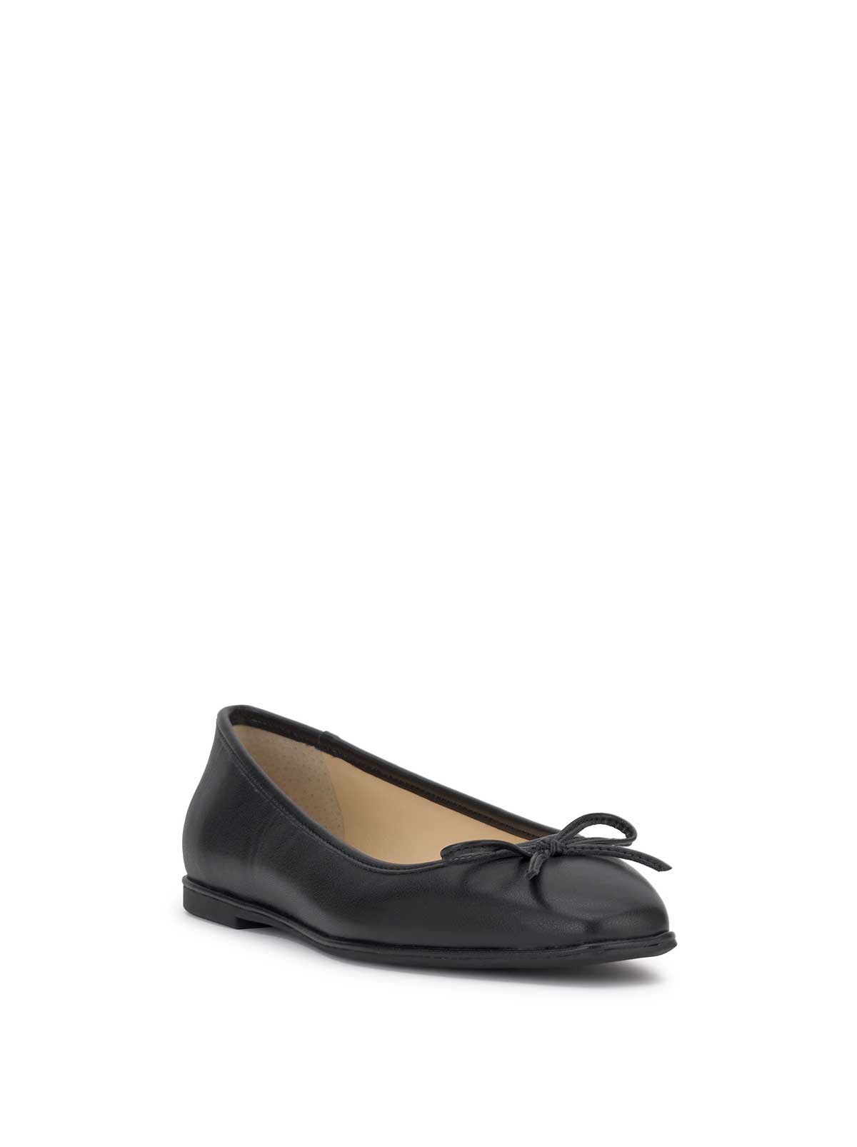 Vayrina Ballet Flat in Black - Jessica Simpson Women