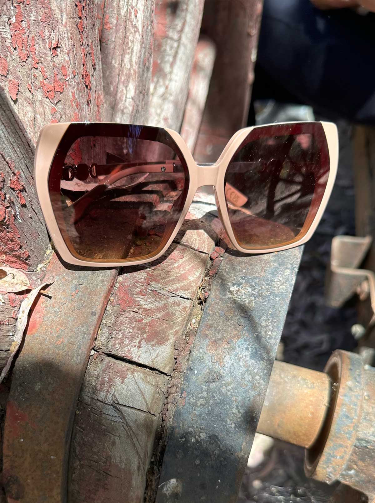 Geometric Metal Temple Sunglasses in Nude - Jessica Simpson Accessories