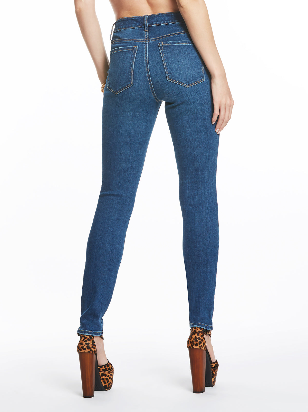 Kiss Me Skinny Jeans in Sweet Charlotte - Jessica Simpson Women