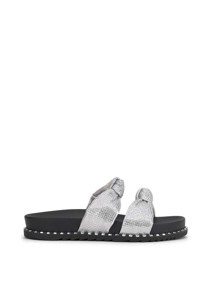 Caralyna Flat Sandal in Silver - Jessica Simpson Women