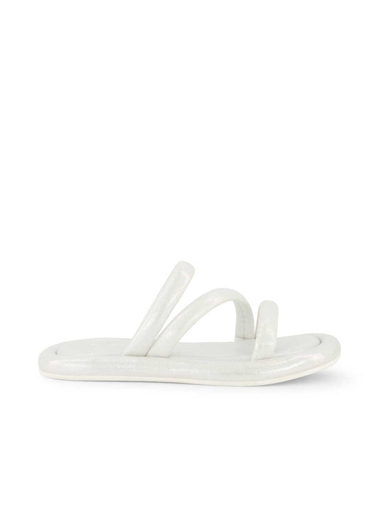 Girls' Kaylen Strap Slippers in Silver - Jessica Simpson Women
