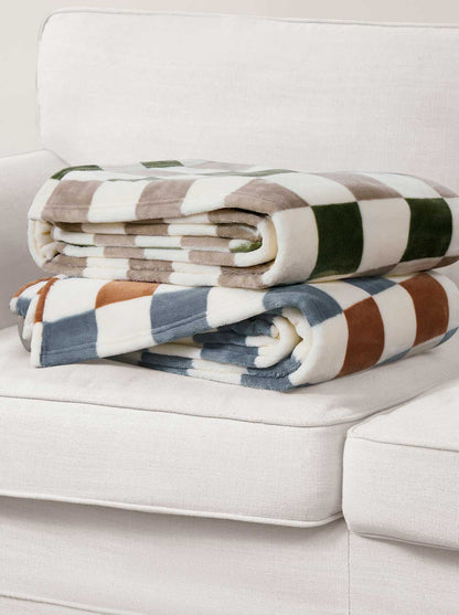 Emery Checkerbaord Plush Throw in Rust & Grey - Jessica Simpson Home